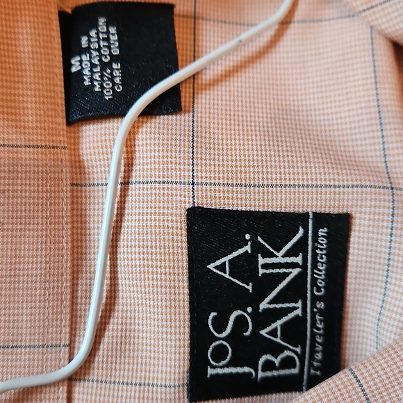 Jos. A. Bank Men's Peach Checkered Button Down Shirt, Sz M - Picture 8 of 9